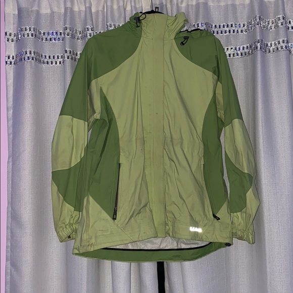 Ll bean rain coat - Picture 1 of 3